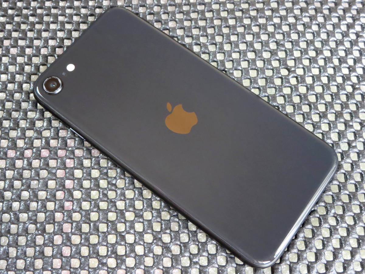 ☆未使用に近い☆ iPhone SE 第2世代 64GB ブラック バッテリー 100