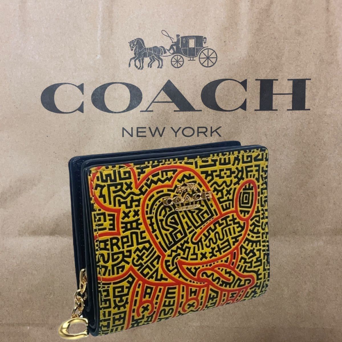 1円スタート！coach キース・ヘリング Keith Haring コラボ　ロゴチャーム　二つ折りミニ財布　迷路_画像1