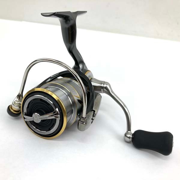 ｔ）ダイワ DAIWA スピニングリール 20ルビアス FC LT 2000S フィッシング 釣り用品 中古 ※箱・取扱説明書・保存袋・他有り_画像2