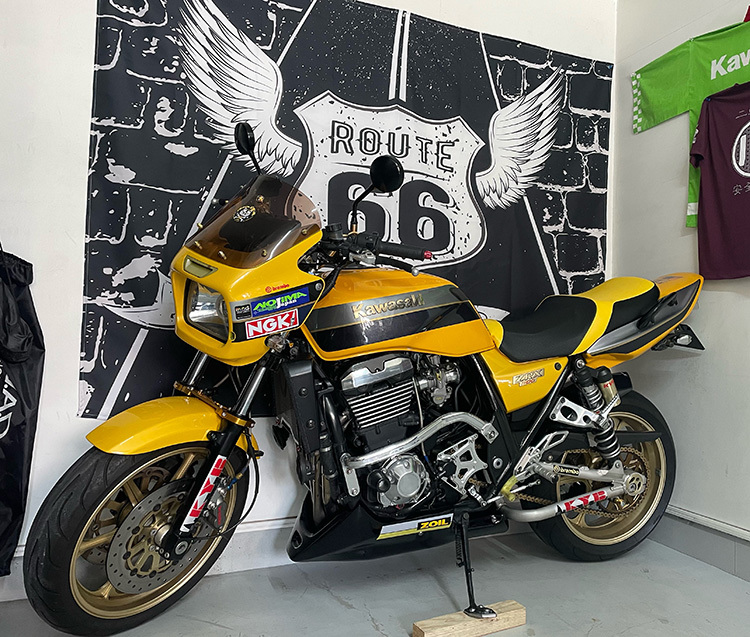 Yahoo!オークション - KAWASAKI カワサキ ZRX 1100 平成11年式 Yahoo!オークション - KAWASAKI カワサキ ZRX 1100 平成11年式