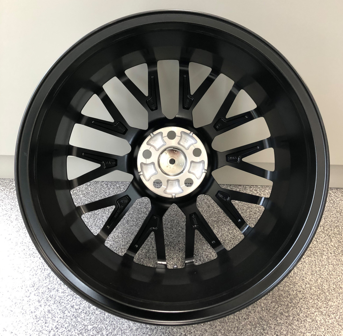 新品 KENMEL GF118ss 20×8.5 35 5/114.3 ホイール ４本セット ケンメル トヨタ車用 アルファード、ヴェルファイア、ハリアー、クラウン_画像7