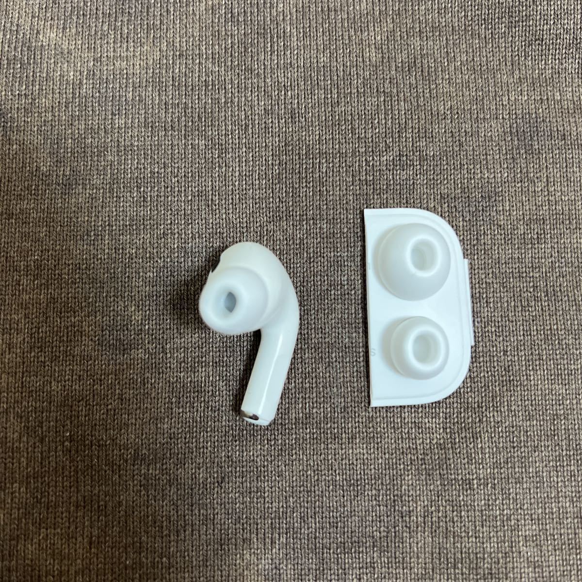 雅虎代拍-- Apple純正AirPods Pro 左イヤホンMWP22J/A 左耳のみ極美品 雅虎代拍-- Apple純正AirPods Pro 左イヤホンMWP22J/A 左耳のみ極美品
