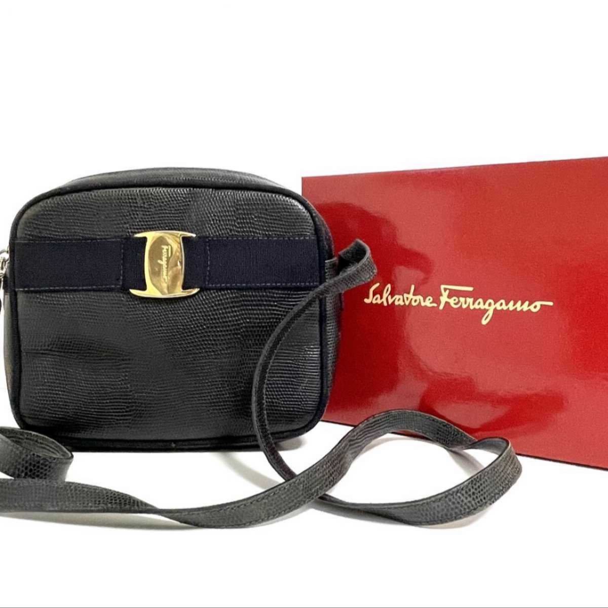 販売人気商品 フェラガモ　ショルダーバッグ　ハンドバッグ　ヴァラリボン　箱付き　NAVY ハンドバッグ