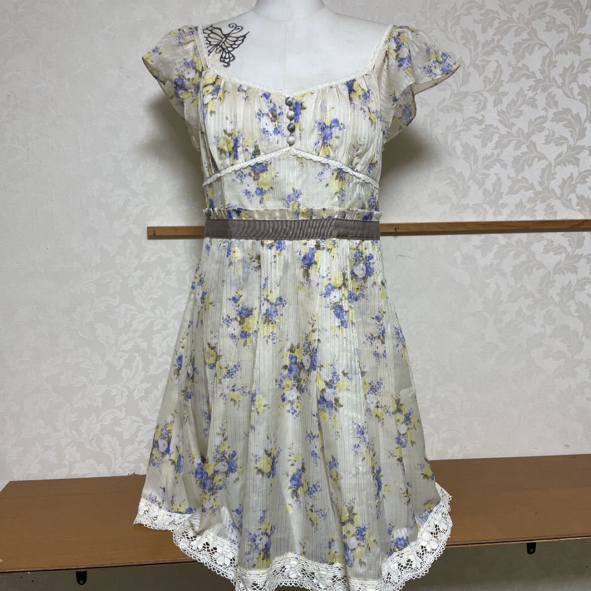レッセパッセ 花柄ワンピース美品タイムセール|PayPayフリマ