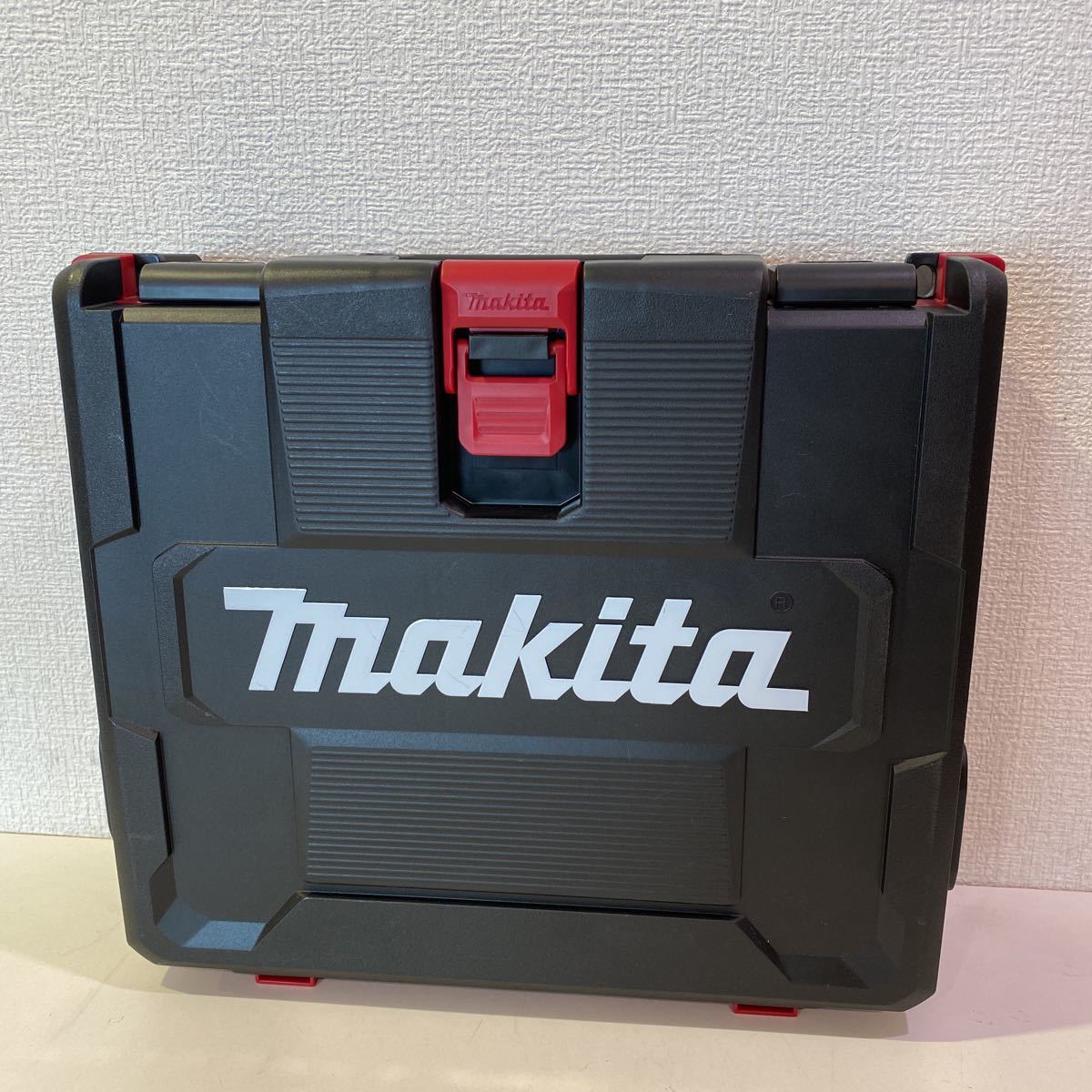 新品未使用】makita マキタ 40Vmax 充電式インパクトドライバ