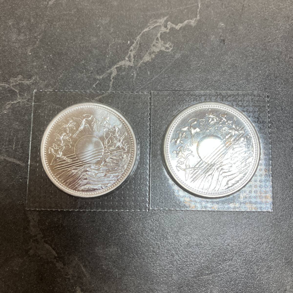 天皇陛下御在位60年 記念コイン １万円 銀貨 2枚セット 品 現状品 保管 