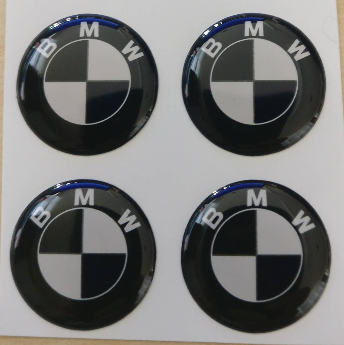 ロゴシール のみ Bmw カバー ナンバープレート ブラック プレート ホワイト ボルト ライセンス ロゴ ロゴシール部分 白 黒 正規逆輸入品 ナンバープレート ロゴシール のみ Bmw カバー ナンバープレート ブラック プレート ホワイト ボルト ライセンス ロゴ ロゴシール部分 白 黒 正規逆輸入品 ナンバープレート