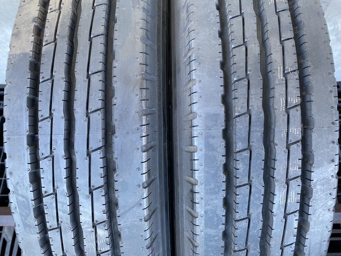 ●808　■新品■未使用品　YOKOHAMA LT151R 175/80R15 101/99L LT 8PR　2本価格　2019年製_画像2