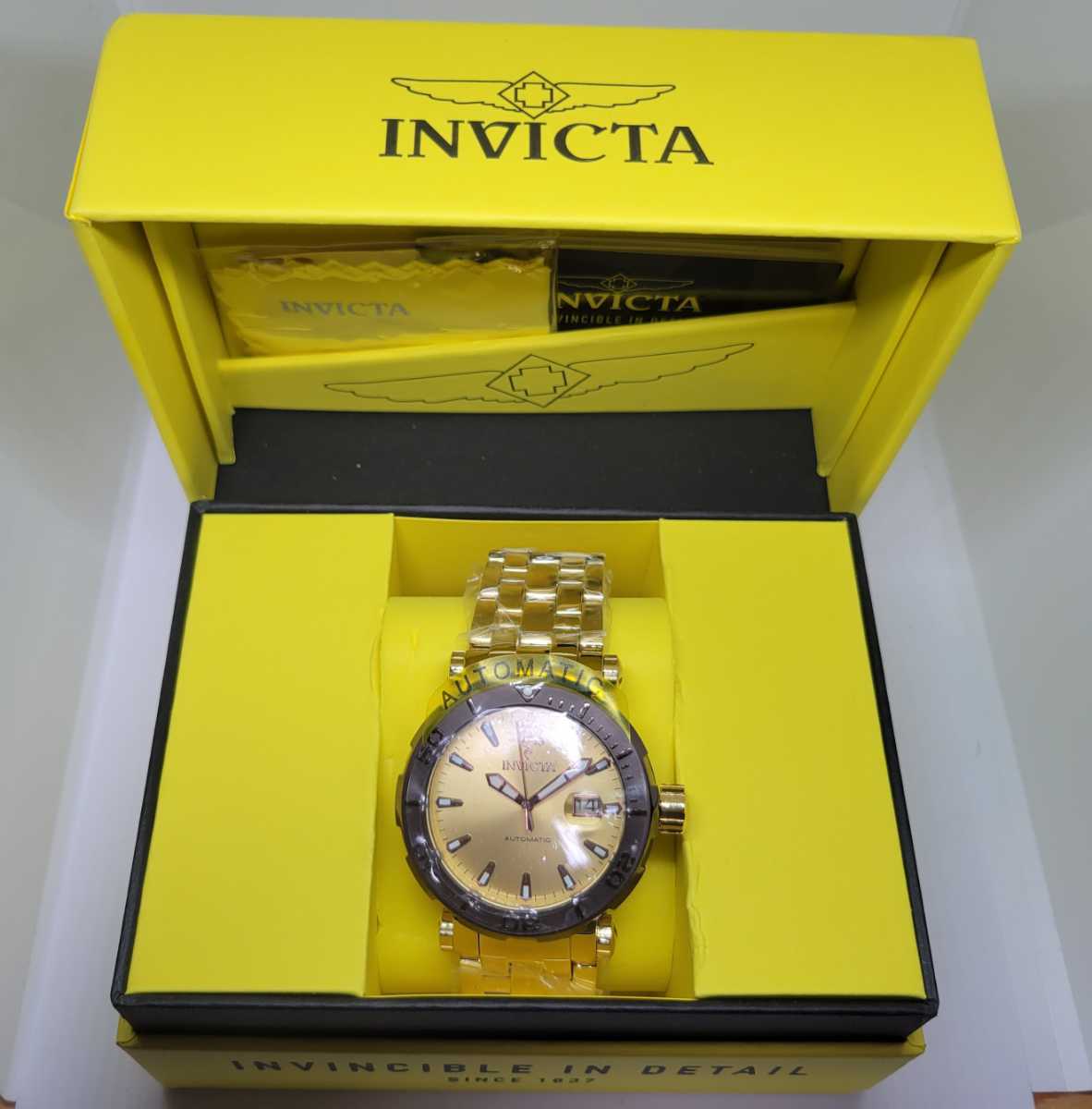 【世界限定1000本モデル☆あるうちに買っとけ系♪】Invicta インビクタ 35643 48mm シーベース オートマチック ゴールド＆パープルベゼル_画像10