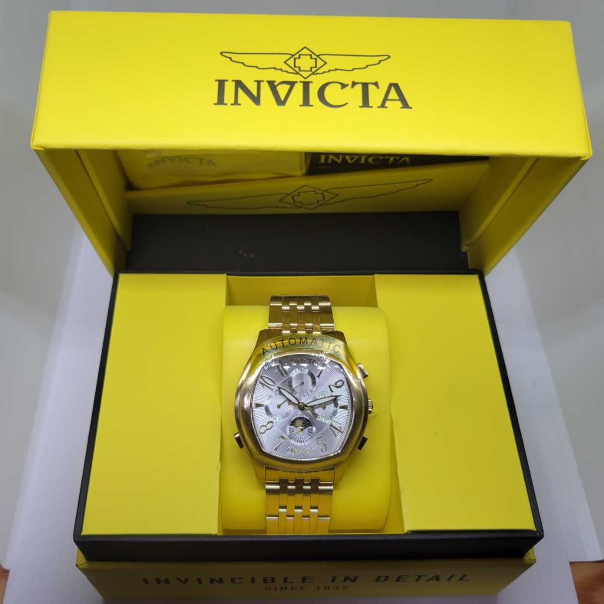 レッド系 コンプリートカレンダー搭載☆インビクタ 42mm オブジェD