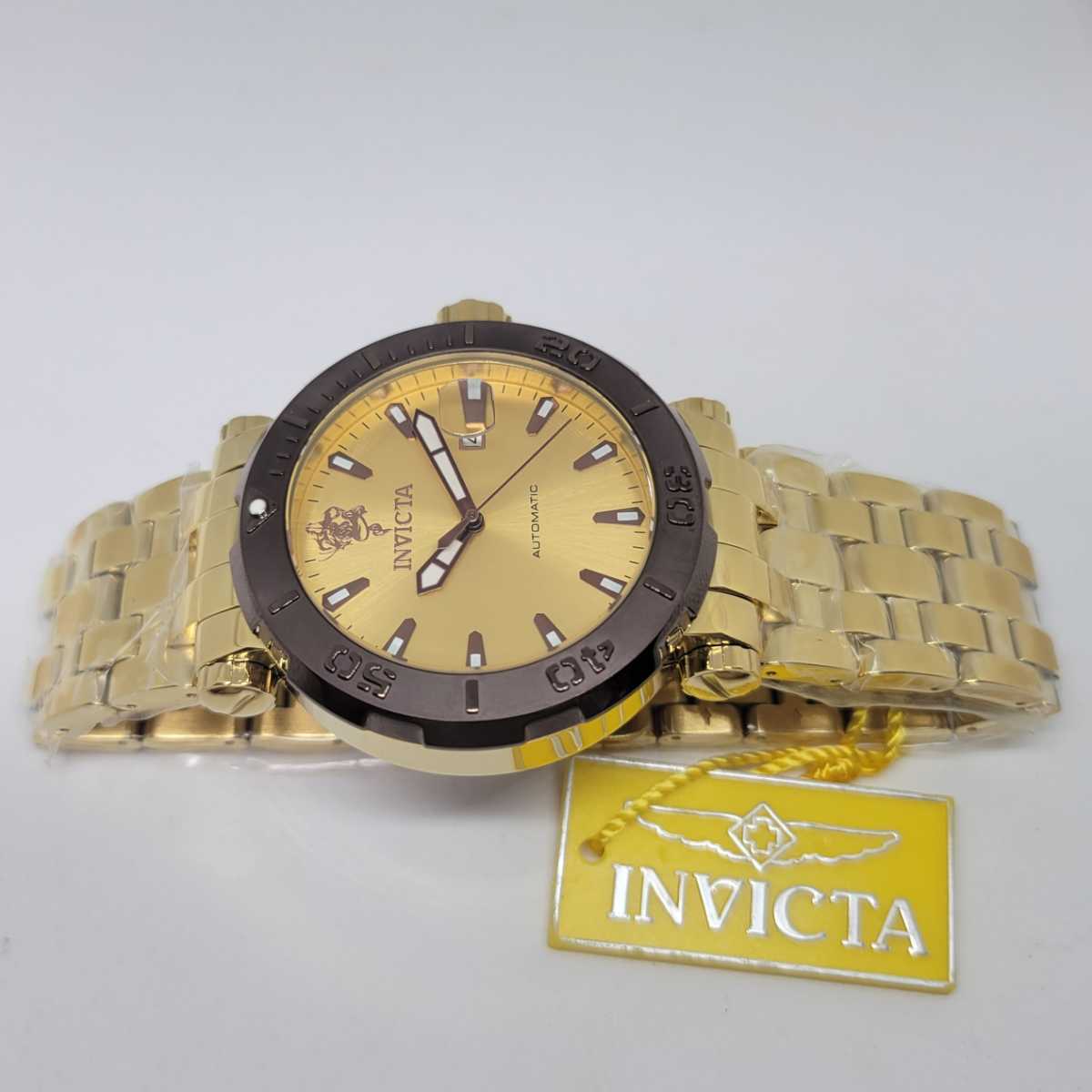 【世界限定1000本モデル☆あるうちに買っとけ系♪】Invicta インビクタ 35643 48mm シーベース オートマチック ゴールド＆パープルベゼル_画像6