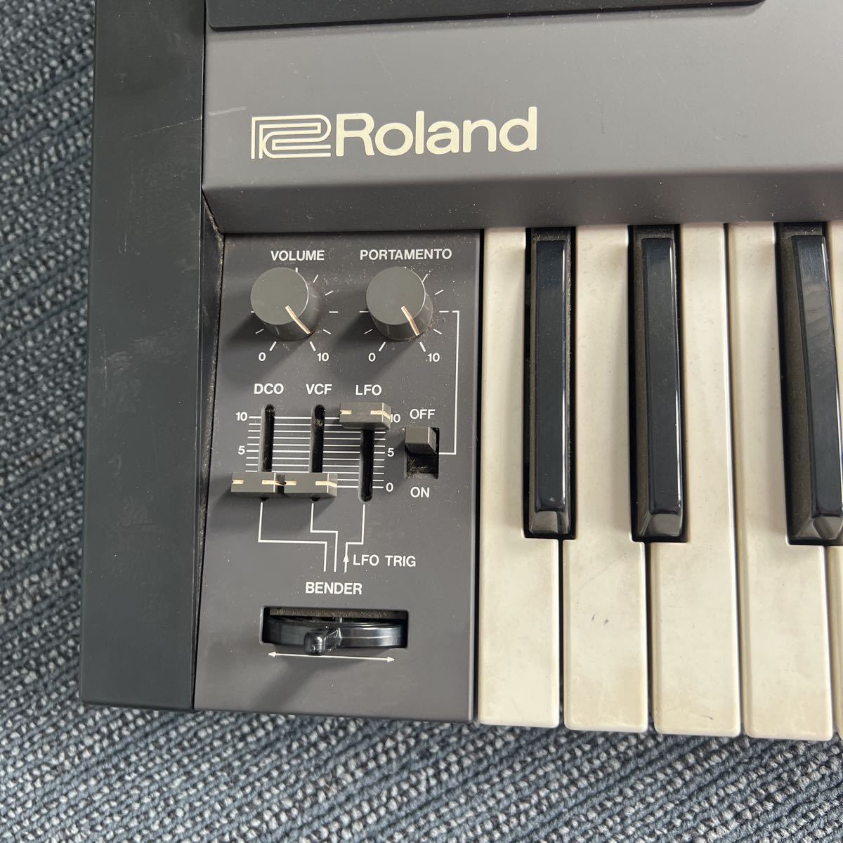 【通電確認済み】Roland JUNO-106S シンセサイザー Yahoo!オークション - ROLAND JUNO-106S 通電確認済み