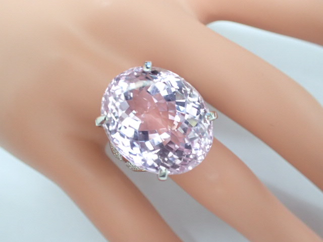 美品 Pt900 特大!クンツァイト33.4ct ダイヤ リング 指輪_画像9