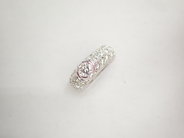 美品 ミキモト K18(WG) ダイヤ計0.24ct デザイン ペンダントトップ