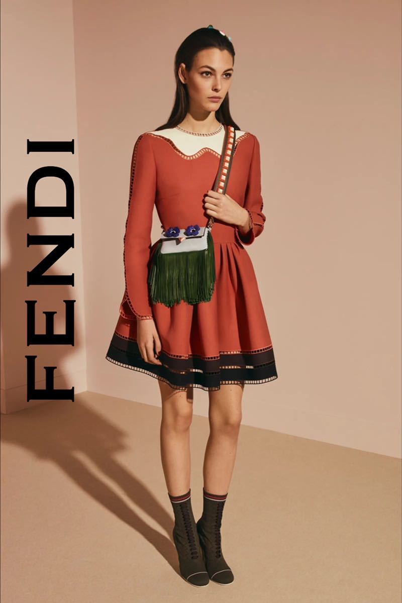 2017.18 Pre.collection■FENDI/フェンディ ワンピース/ドレス フェミニン シルク・カッティングアート 貴重・国内正規美品本物 40/M