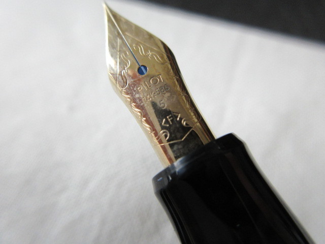 パイロット万年筆 CUSTOM67 JAPAN 14K-585 カートリッジ式 使用未チェック_画像3