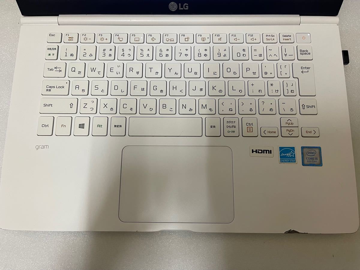 LG gram14 995g超軽量 26時間駆動 i5 16Gメモリ SSD win11 Office