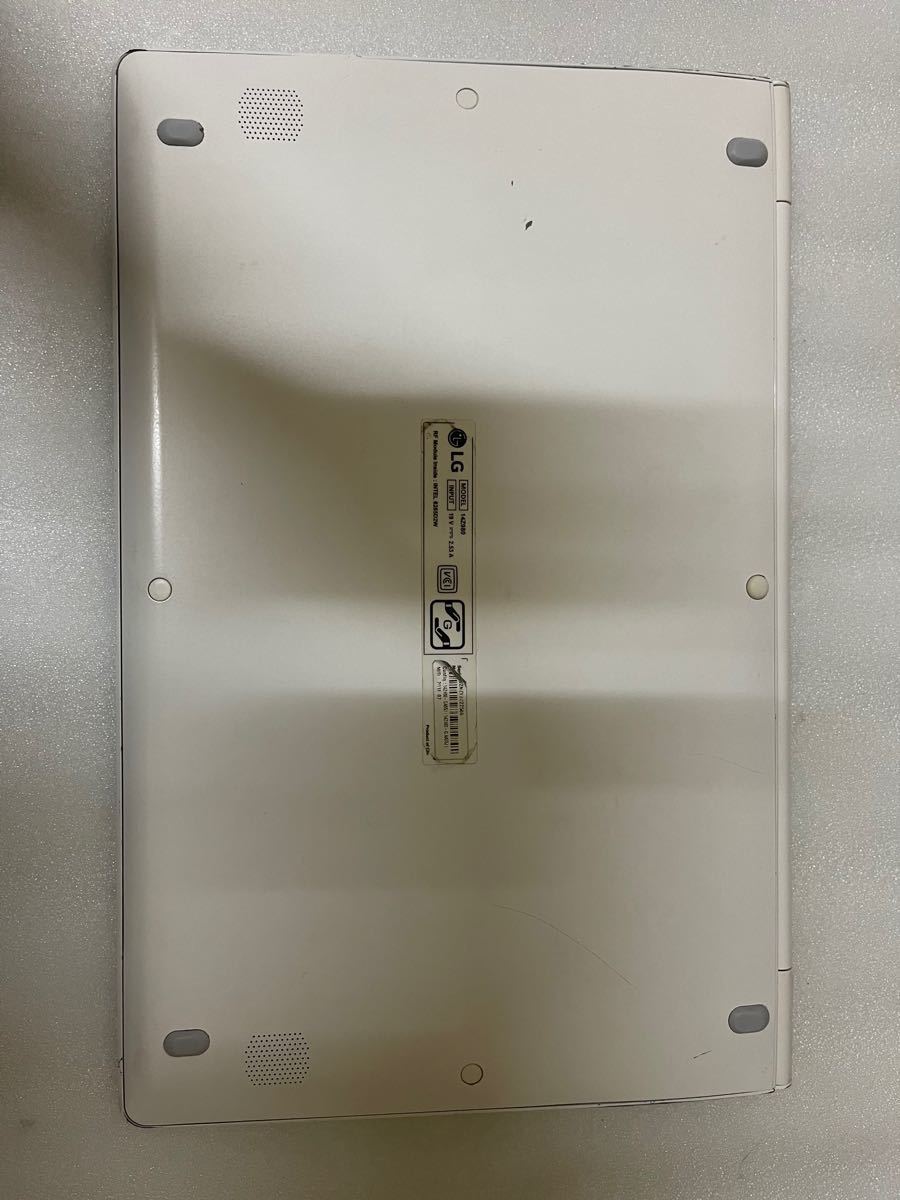 LG gram14 995g超軽量 26時間駆動 i5 16Gメモリ SSD win11 Office