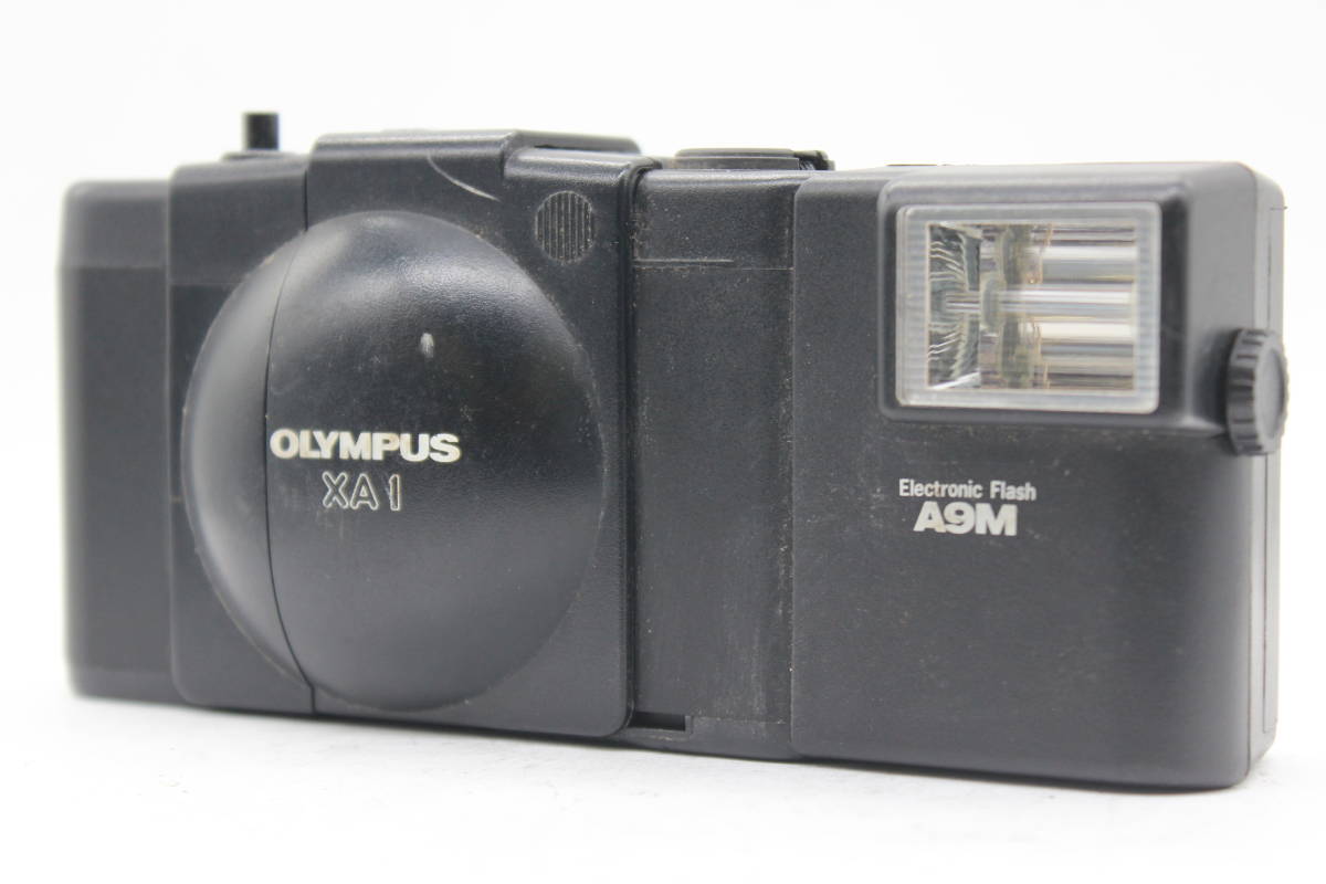 オリンパス　Olympus XA1