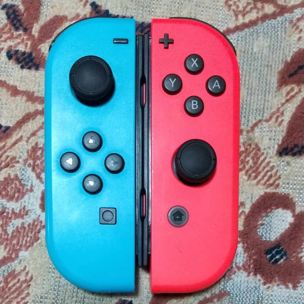 Nintendo Switch ネオンブルー ネオンレッド 新型 Joy-Con (L)