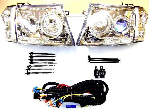 送料込 ハイラックス P/U ピックアップ RZN174H ヘッドライト & 黒 LED テールランプ スモークテール SET_画像3