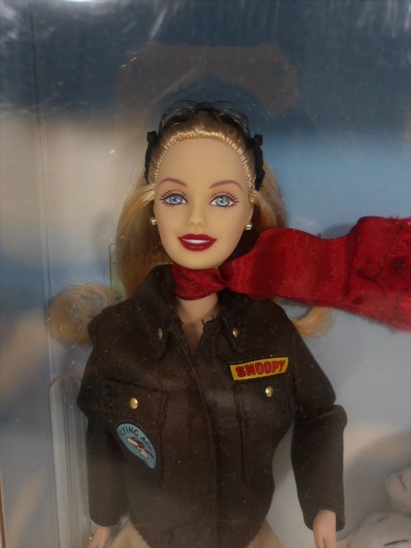 14518円 正規店 Barbie バービーとスヌーピーコレクターエディションドール 2001