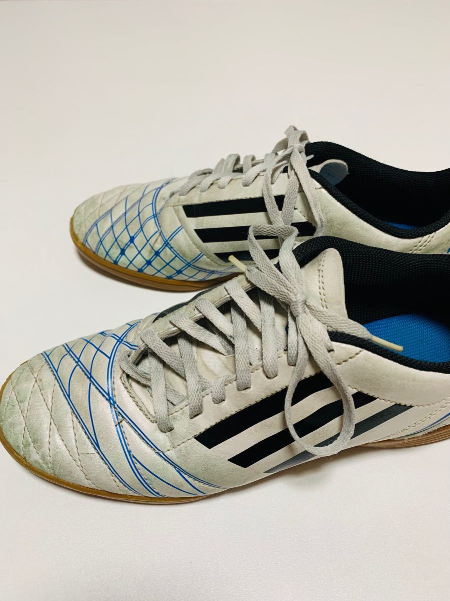 adidas アディダス　サッカー　フットサル　室内　シューズ メンズスニーカー　靴