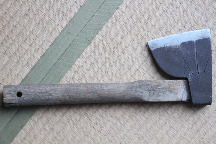 即決□古い手斧□37cm鉞□薪割り マサカリ 小割 アックス 薪ストーブ