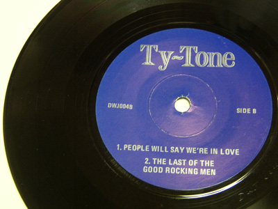 EP/ PEOPLE WILL SAY WE\'RE IN LOVE - THE SPANIELS/ THE LAST OF THE GOOD ROCKING MEN- THE FOUR JACKS/ The Blenders,The Duprees,45rpm