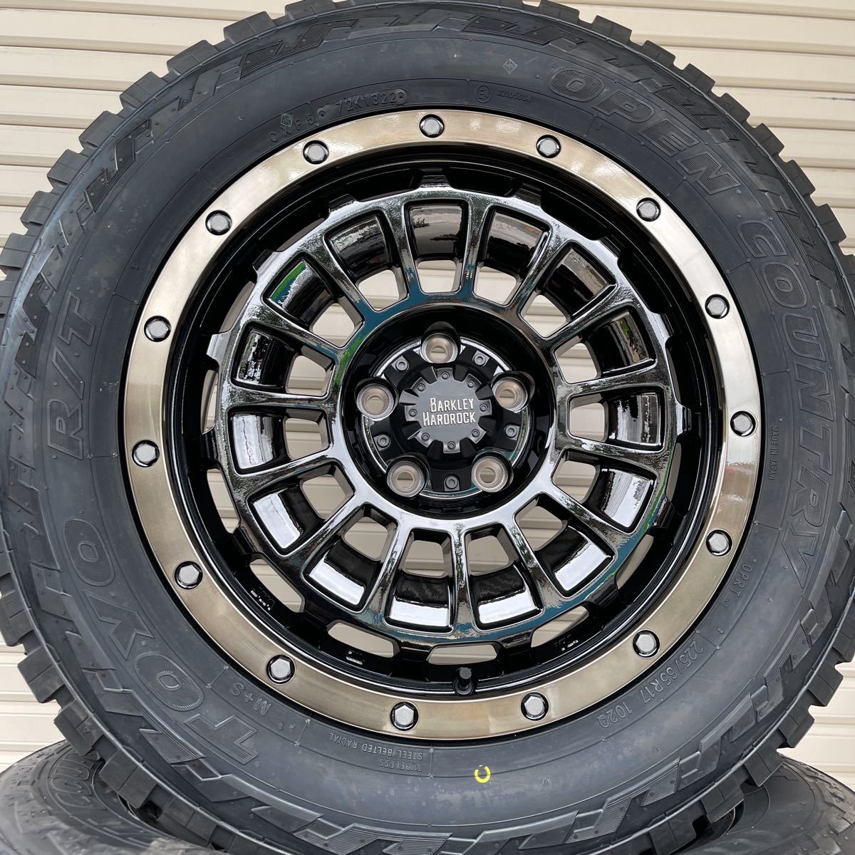 ◆バークレイハードロック　ローガン◆ TOYOオープンカントリーRT 225/65R17 4本セット 17×7J+38 114.3-5H エクストレイル_画像3