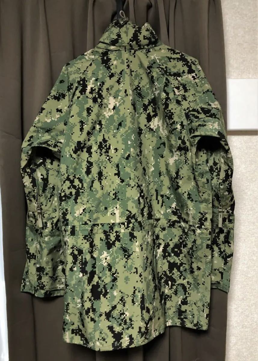 【新品】レアサイズ！米軍実物 US NAVY TYPEⅢ AOR2 ゴアテックスパーカー S-XL GORE-TEX の画像2