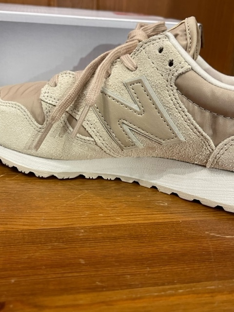 NewBalance 22.5 WL520BS ベージュ WL520 レデイーススニーカー NB ニューバランス レデイースシューズ スニーカー 送料無料 新品未使用品_画像4