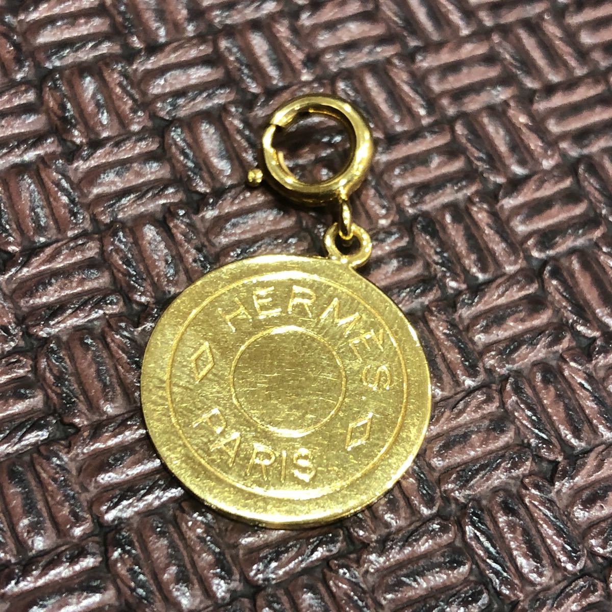 送料無料! HERMES エルメス セリエ アクセサリー ネックレストップ