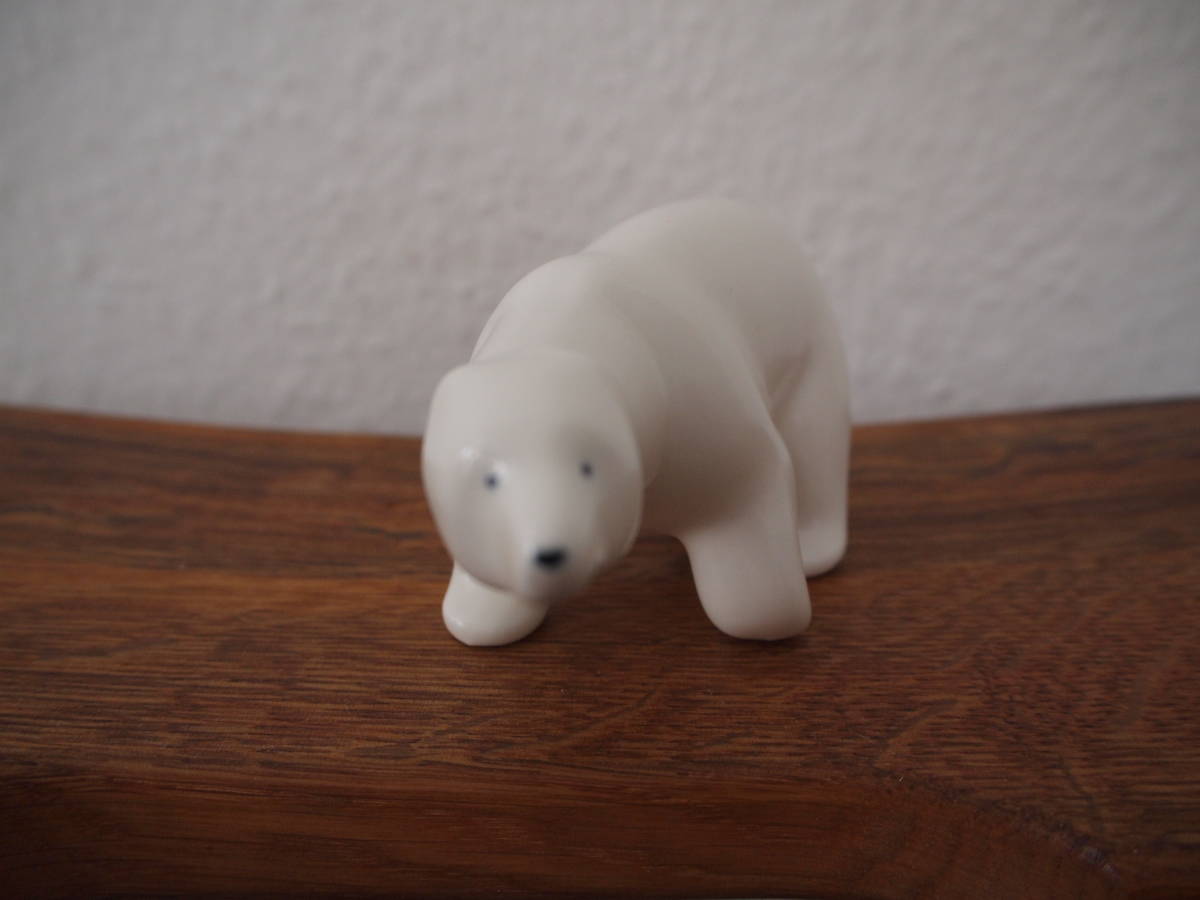アラビア Arabia シロクマ Polar Bear Richard Lindh 北欧-