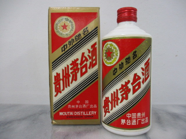 2023人気の飲料/酒Q830 / マオタイ酒 貴州茅台酒 陶器 五星麦 1988年 54% 500ml 重量