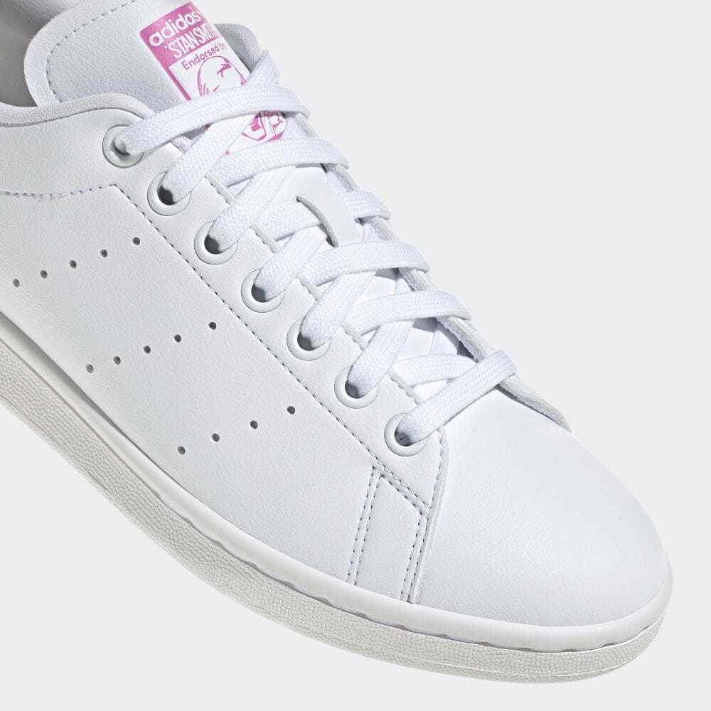 アディダスオリジナルス アディダス × テベ・マググ スタンスミス レディース GY9560 ADIDAS × THEBE MAGUGU STAN SMITH WHITE 25.5_画像5