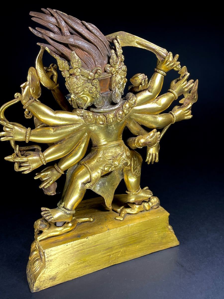 仏像 仏教美術 金六臂マハ一カ一ラ金剛守護神 ネパール紫銅造像 チベット密教 古玩 精美大逸品 高さ25.3cm 3.7kg
