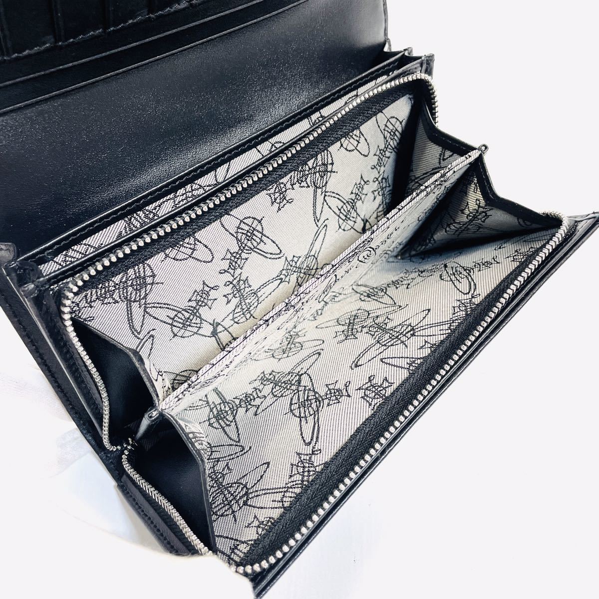 新品同様】Vivienne westwood ヴィヴィアンウエストウッド 新品同様】Vivienne westwood ヴィヴィアンウエストウッド