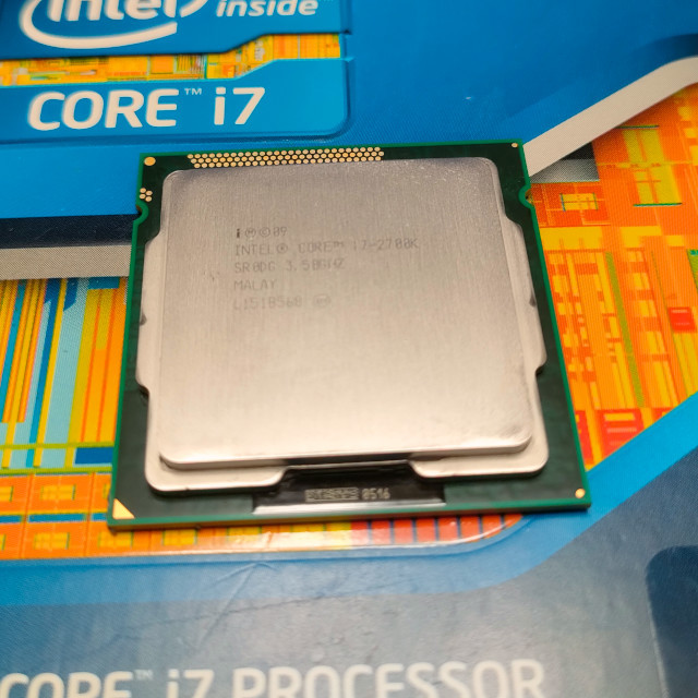 インテル Core i7 2700K_画像2