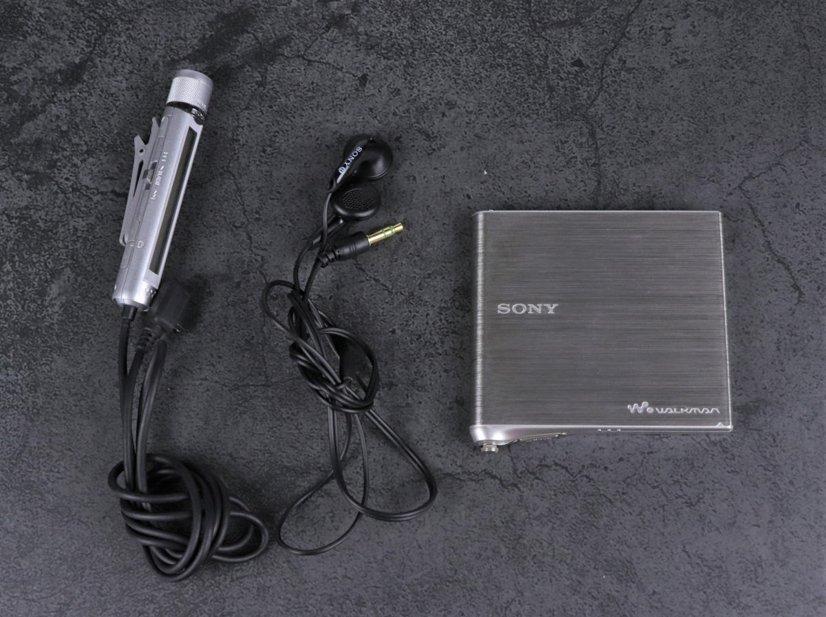 Yahoo!オークション - SONY MZ-E10 超小型/薄型 MDウォークマン Yahoo!オークション - SONY MZ-E10 超小型/薄型 MDウォークマン
