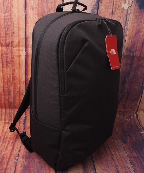新品正規 ノースフェイス 2気室 Pc収納 Commuter ビジネスリュック デイパック ブラック Blk 直営店購入 珍しい 新品正規 ノースフェイス 2気室 Pc収納 Commuter ビジネスリュック デイパック ブラック Blk 直営店購入 珍しい
