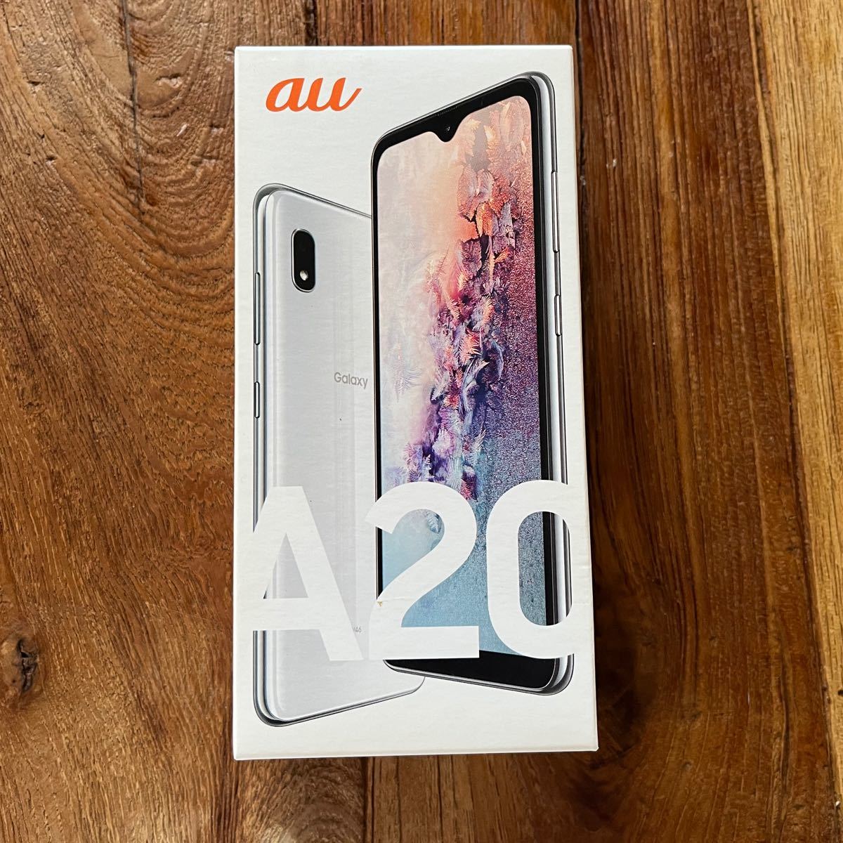 Galaxy A20 SCV46 5 8インチ メモリー3GB ストレージ32GB ホワイト au