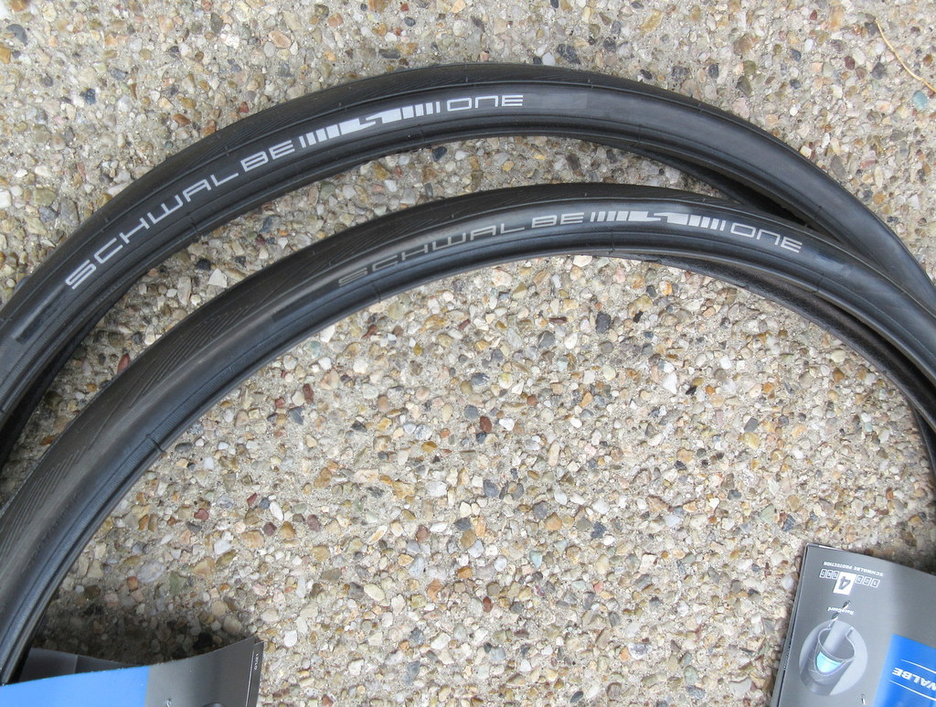 国内最安値! 20×1-1/8 (451) SCHWALBE/シュワルベ ワン/TUBEタイプ 2本セット 未使用品 20インチ 国内最安値! 20×1-1/8 (451) SCHWALBE/シュワルベ ワン/TUBEタイプ 2本セット 未使用品 20インチ