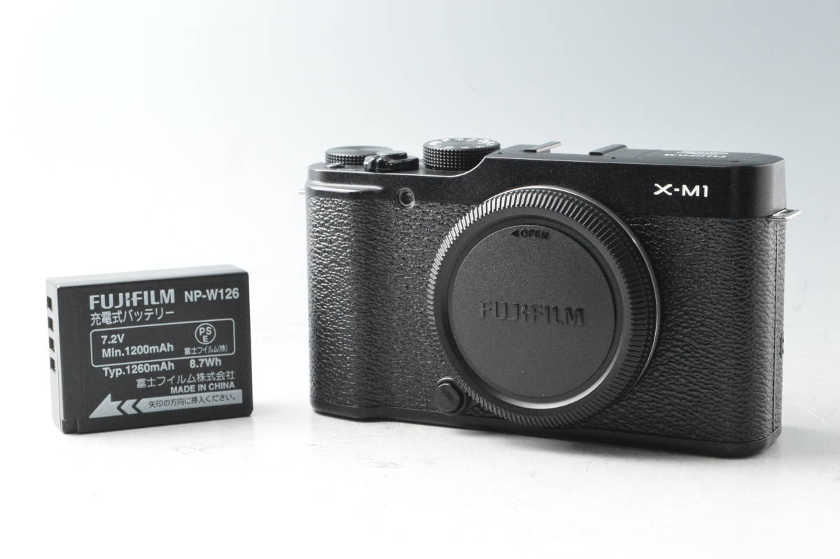8283 【美品】 FUJIFILM フジフイルム X-M1 ボディ ブラック F FX-X
