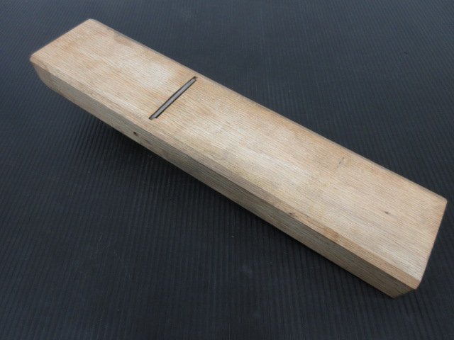 U962□嘉宏? 鉋 70mm 寸八 台長395mm 長台 / かんな 鉋 カンナ / 大工