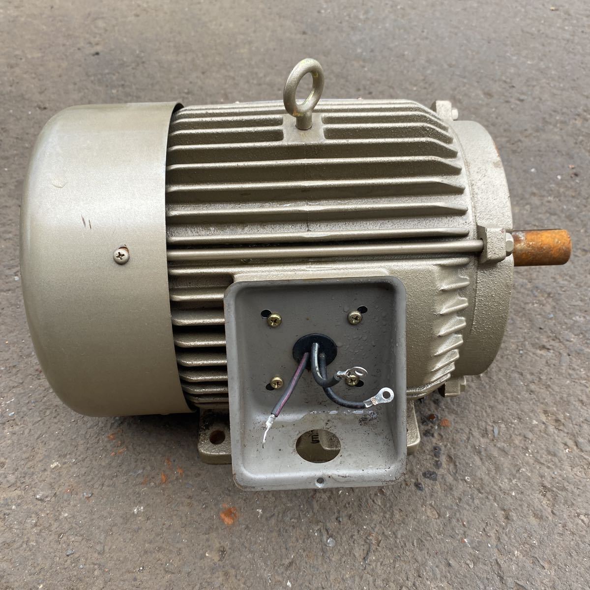 Toshiba 東芝 TOSHIBA GOLD MOTOR 3 phase induction motor 2.2kW