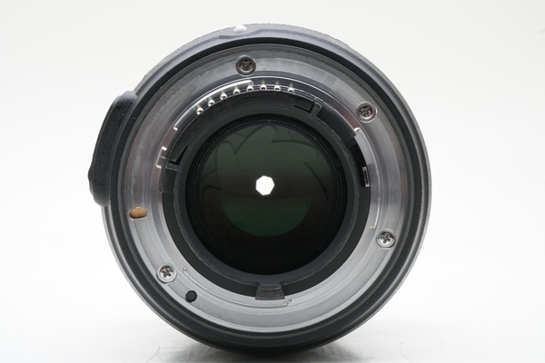 【フジヤカメラ】難有り品 Nikon AF-S NIKKOR 28mm F1.8G (※フード欠品) ニコン AF一眼レフ用 フルサイズ対応 単焦点 広角レンズ_画像6