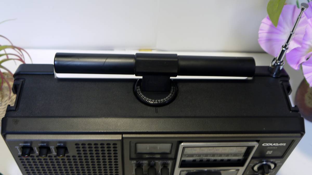 クーガ(RF-2200)オールバンド高感度整備、特にFM、AMは抜群 クーガ(RF-2200)オールバンド高感度整備、特にFM、AMは抜群