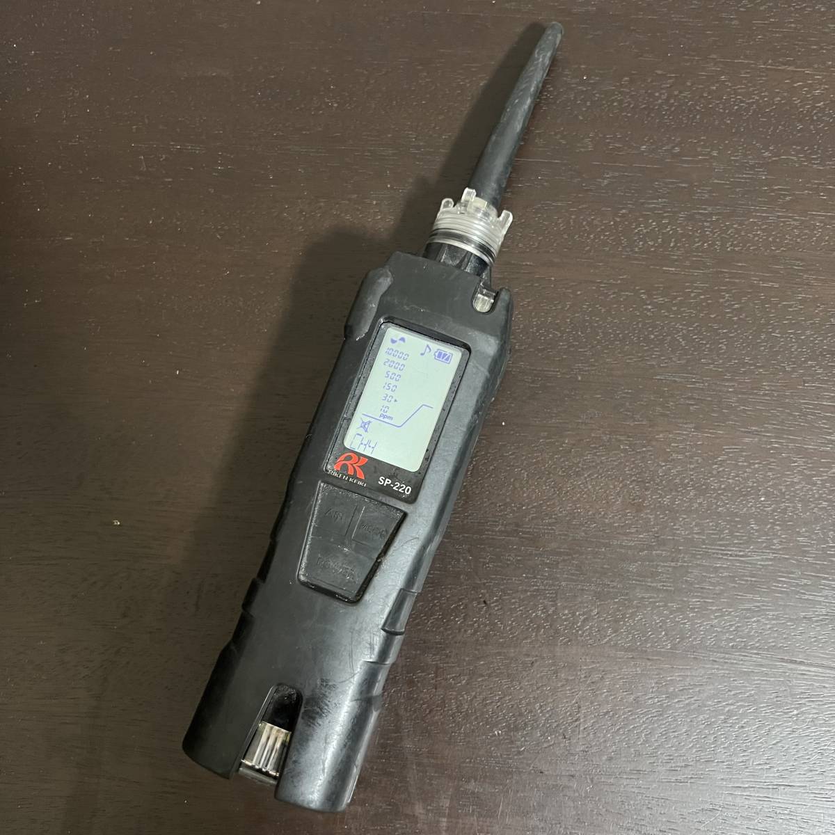 理研計器 ポータブルガスリーク検知器 SP-220 TYPE M ハンディタイプ