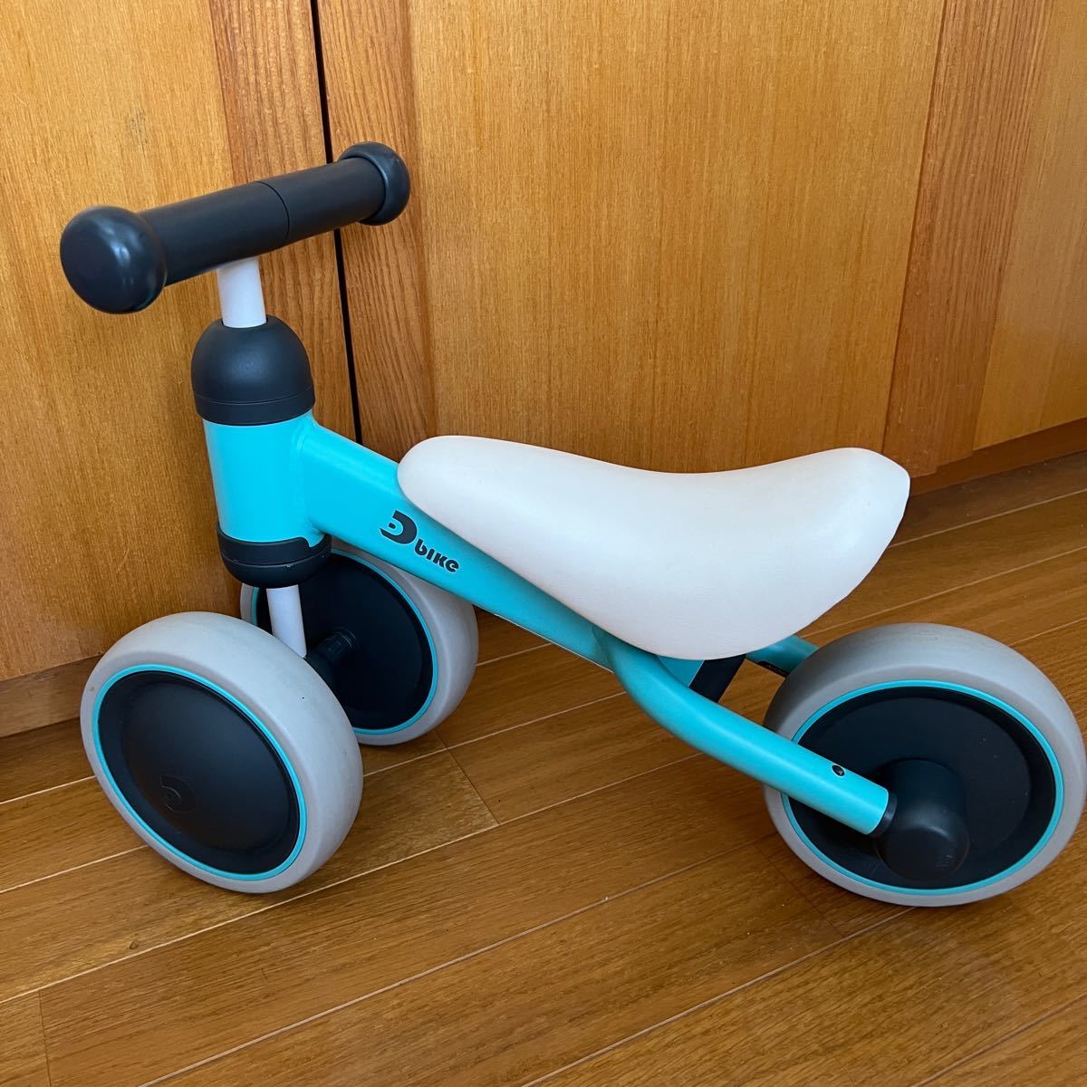 高質で安価 アイデス D-bike mini ミントブルー 三輪車